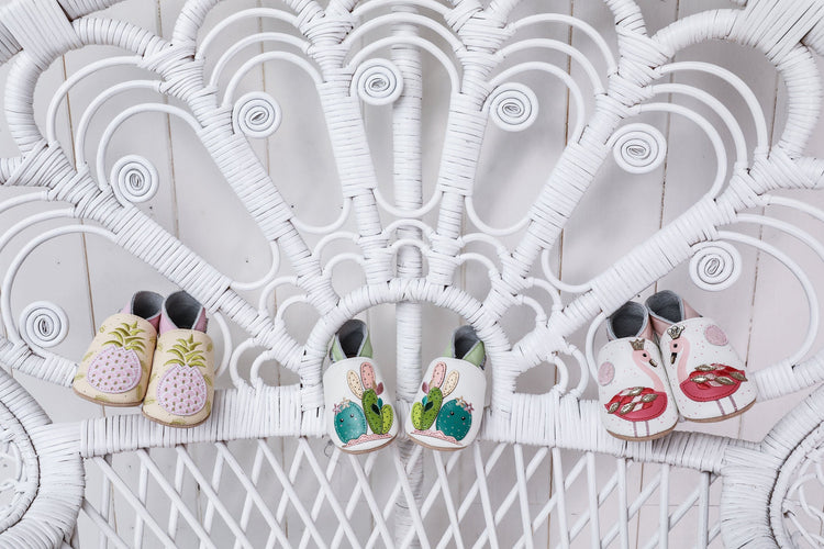 Lait et Miel - Pineapples - slip-on shoes