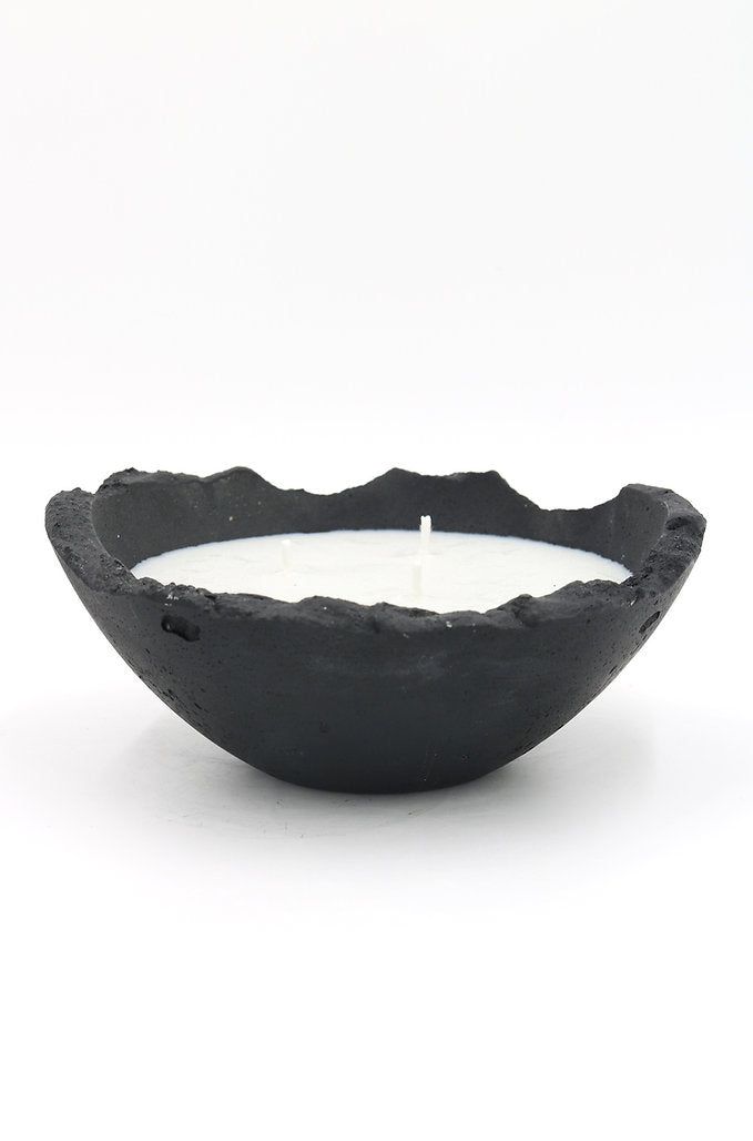 Minimalistic aesthetic soy wax candles in black concrete bowl made in Dubai