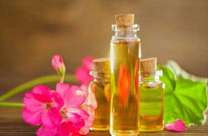 Geranium essential oil, Therapeutic grade