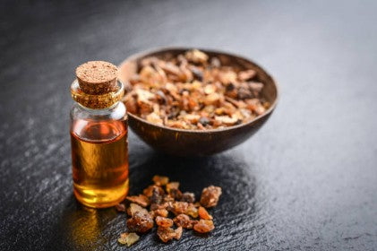 Myrrh essential oil, Therapeutic grade