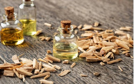 Cedarwood essential oil, Therapeutic grade