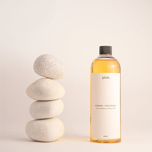 Rich jasmine with earthy patchouli home fragrance refill