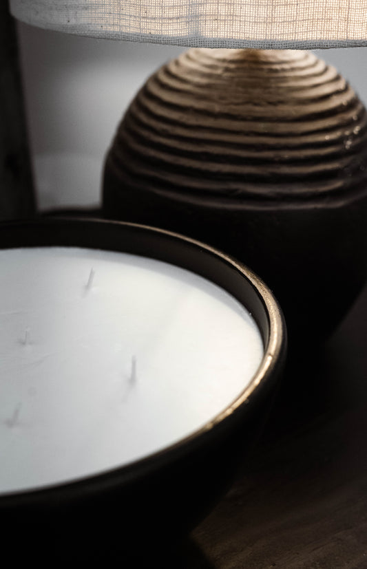 Large 5 wick soy wax candle handpoured in Dubai 
